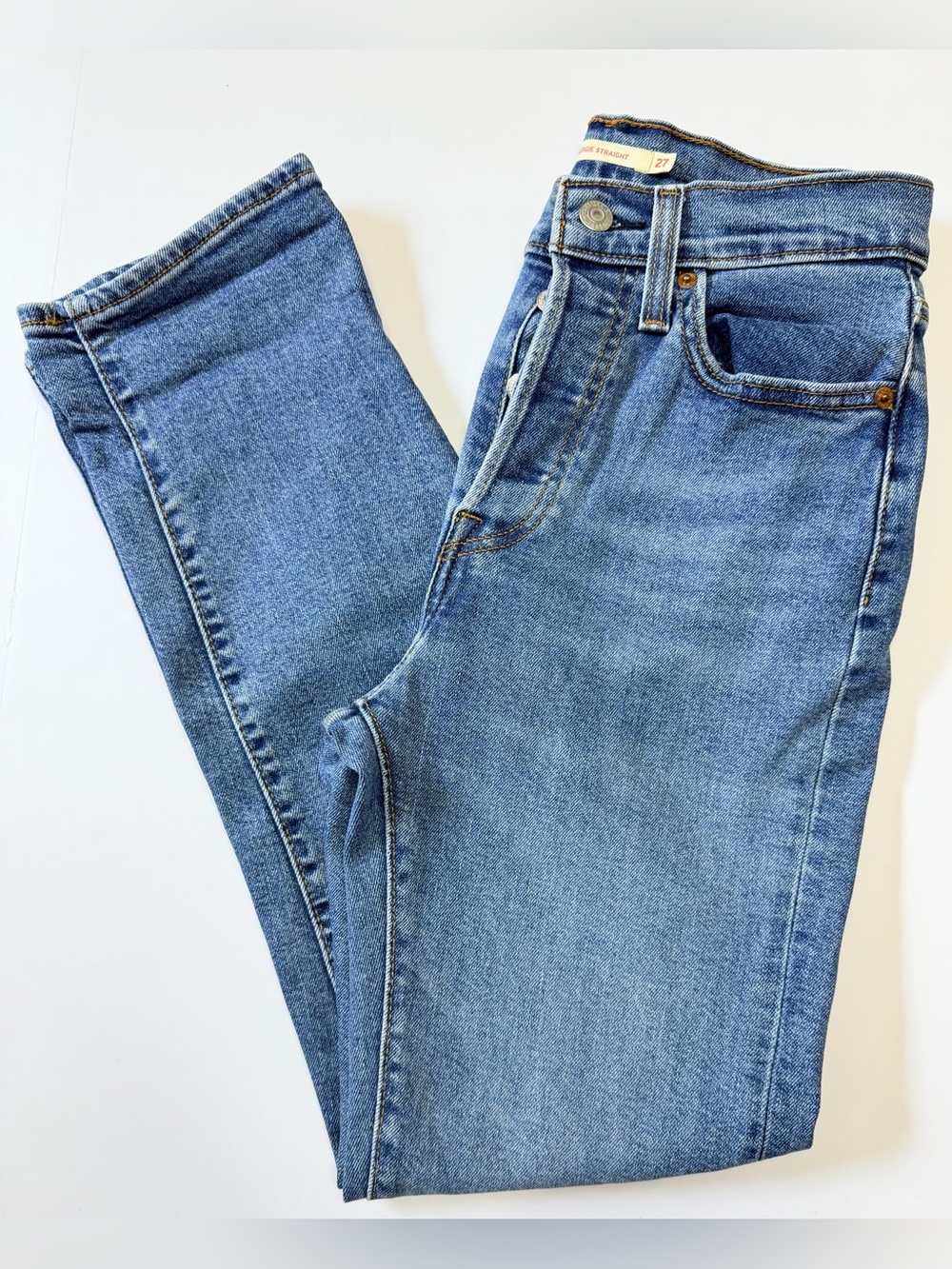 Levi’s Wedgie Straight Jeans Women’s 27 High Rise Button Fly Medium Wash Denim